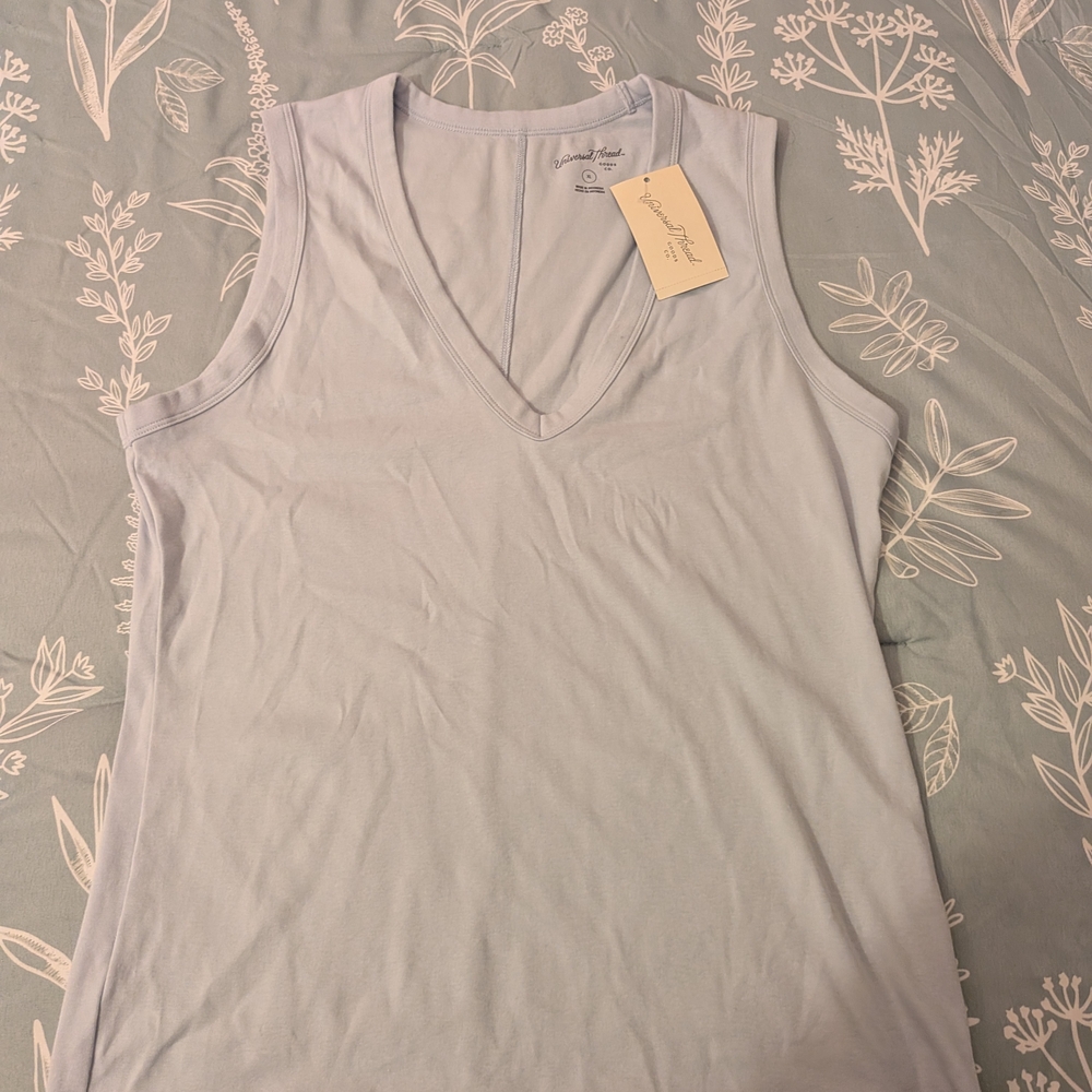 Universal Thread Women's Light Blue Ribbed Tank Top - Picture 2 of 3